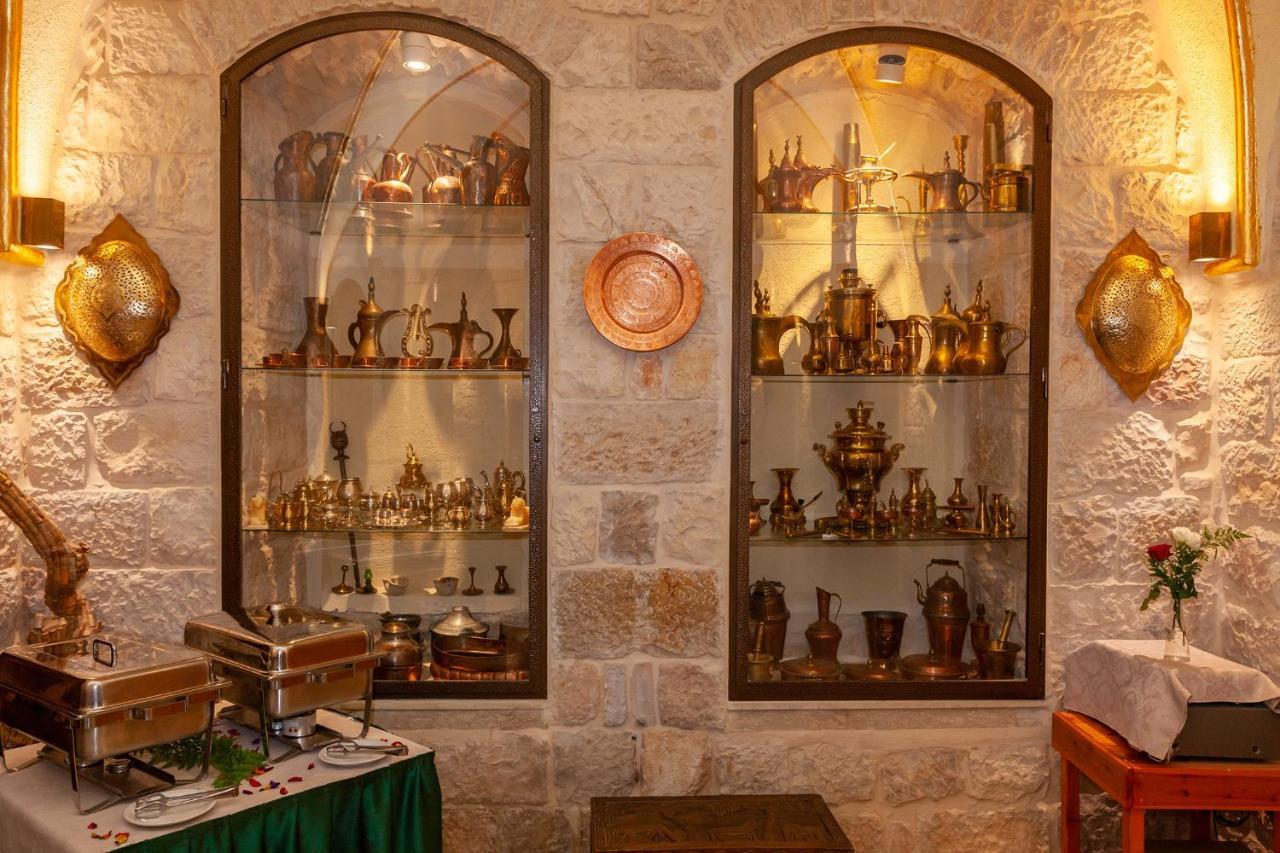Azzahra Boutique & Restaurant -